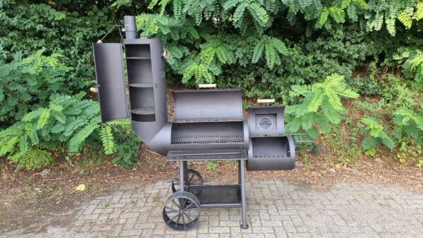 14 inch Zo Goed als Nieuw!! Oklahoma Country Smoker 6 mm